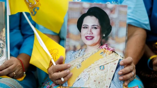 Thailand’s Queen Sirikit Passes Away