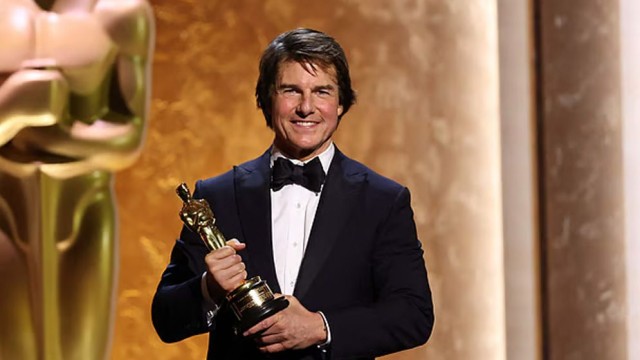Tom Cruise Honored with Honorary Oscar at Governors Awards