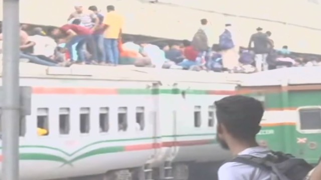 Homebound Rush Seen at Kamalapur Railway Station Ahead of Eid-ul-Fitr