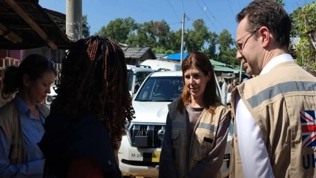 UK Minister Jenny Chapman Visits Rohingya Camps in Cox’s Bazar