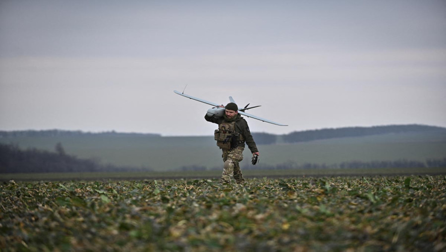 Ukraine Marks 1,000 Days of War as Troops Endure on Multiple Fronts Amid Uncertainty