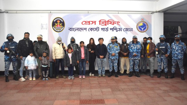 Coast Guard Rescues 44 Domestic, Foreign Tourists from Sundarbans Boat Accident