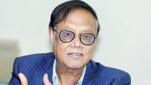Bangladesh Bank Governor Warns Against Politicization, Comments on Economic Situation