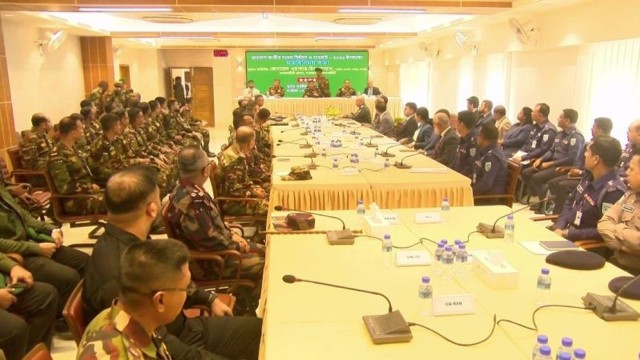 Army Chief Urges Professionalism and Impartiality Ahead of 13th National Assembly Elections