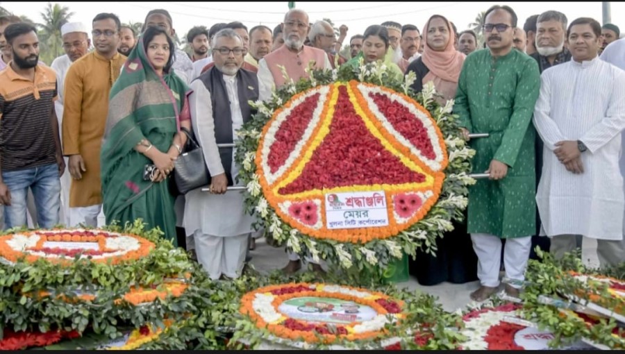 KCC Mayor Talukder Abdul Khalek pays tribute by offering a floral wreath at the Khulna Gollamari Martyr Memorial on Great Independence and National Day. Photo PID, Khulna