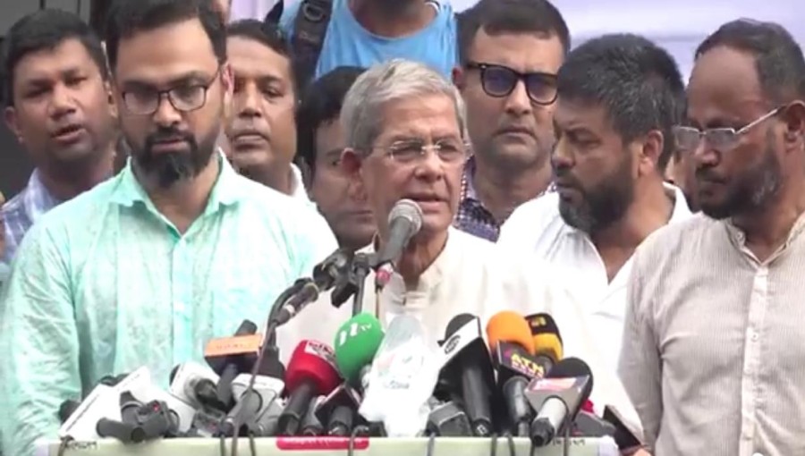 BNP Secretary General Mirza Fakhrul Islam Alamgir urges the government to release Khaleda Zia without conditions, warning of consequences. Photo: Voice7 News