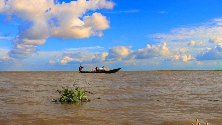 Padma River Water Levels Rise and Fall in Rajshahi