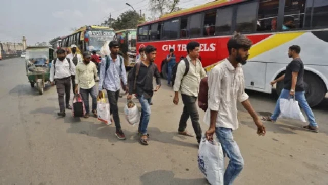 Homebound Crowds Increase Ahead of Eid, Train, Bus, and Launch Journeys Comfortable