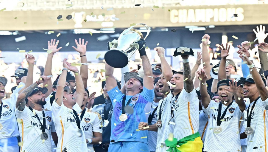 Los Angeles Galaxy Clinch Record-Extending Sixth MLS Cup with 2-1 Victory