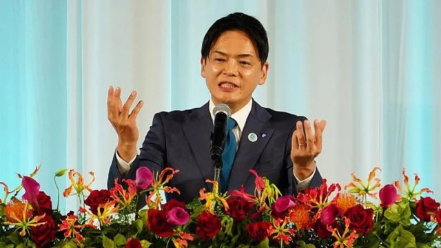 Yokohama Mayor Apologizes After Calling Colleagues ‘Human Scum’