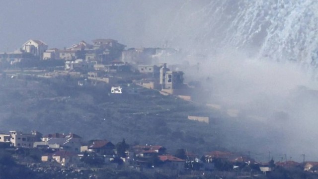 Human Rights Watch Accuses Israel of Using White Phosphorus in Southern Lebanon