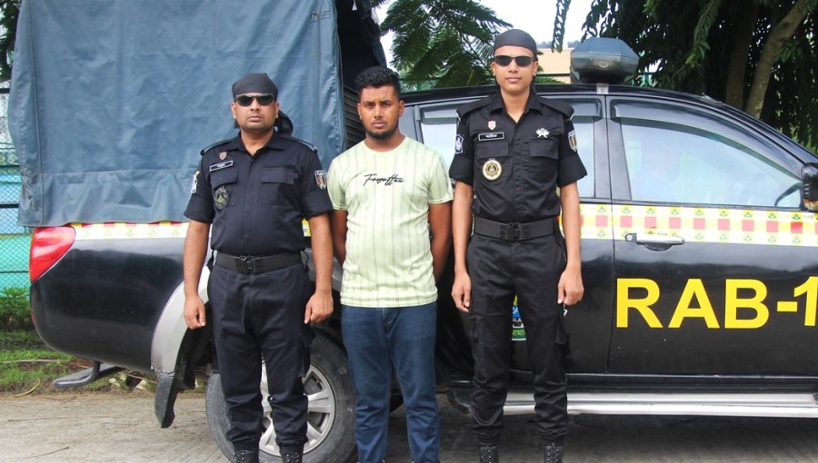 RAB-12 Arrests Fugitive Convicted in Sirajganj Abduction and Murder Case